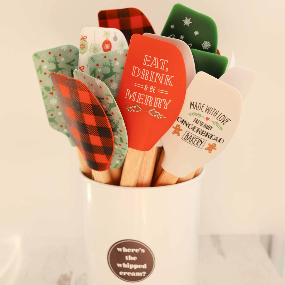 Cute Spatulas with Sayings for Baking and Gifting